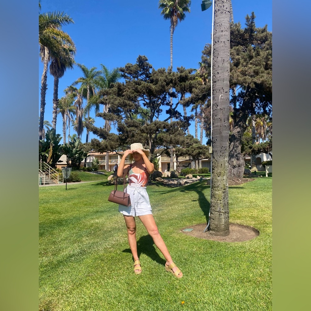 Meet your Posher, Veronica